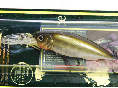 MEGABASS / BAIT-X