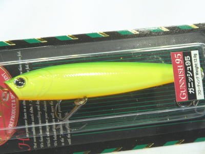 Lucky Craft Gunfish 115 Ghost Minnow