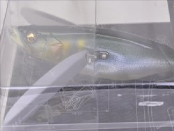 FA waka ayu (Fine Art finish)