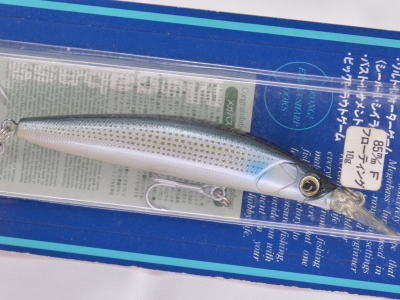 MEGABASS / LIP IN BAIT (FLOATING) | IchibanTackle.com