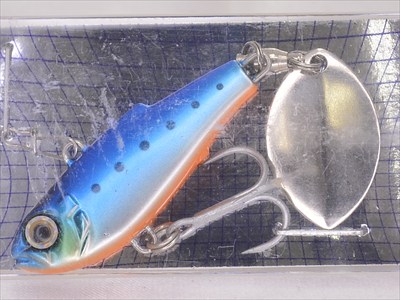 DUEL / LIVEBAIT VIBE BLADE 14 g (DISCONTINUED)