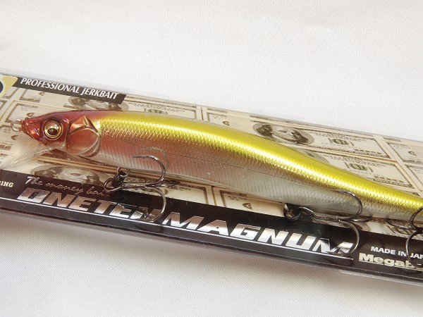 MEGABASS / ONETEN MAGNUM (SUSPENDING) | IchibanTackle.com
