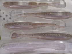 Maruhata clear wakasagi (0.9 g)