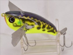 JACKALL / POMPADOUR JR (USED)