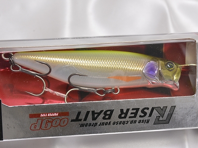 JACKALL / RISER BAIT 009P