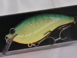 Cream chartreuse hot tiger